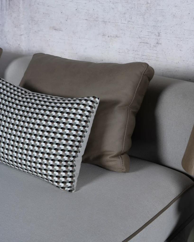 Boscoo living room furniture — gallery image 6